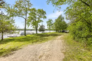 4035 Oak Pk Dr, Osseo, MI 49266 - Photo 21