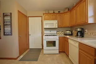 70895 Kristy Ln, Edwardsburg, MI 49112 - Photo 17