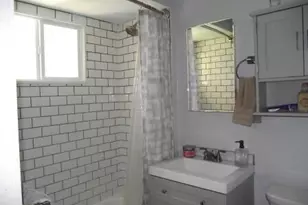 612 E Melendy St, Ludington, MI 49431 - Photo 9