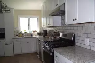 612 E Melendy St, Ludington, MI 49431 - Photo 5