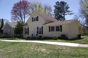 612 E Melendy St, Ludington, MI 49431 - Photo 29