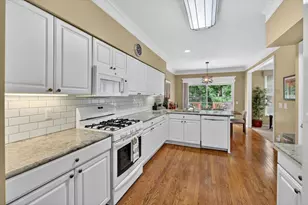 39639 Dun Rovin Dr, Northville, MI 48168 - Photo 13
