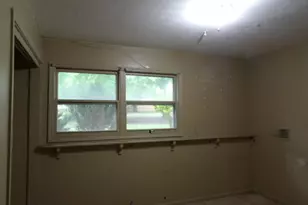 243 Devon Rd, Battle Creek, MI 49015 - Photo 19