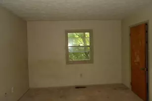 243 Devon Rd, Battle Creek, MI 49015 - Photo 9