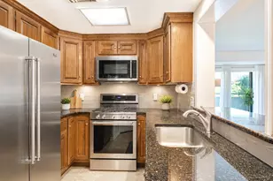 3181 Charlevoix Dr SE, Grand Rapids, MI 49546 - Photo 9