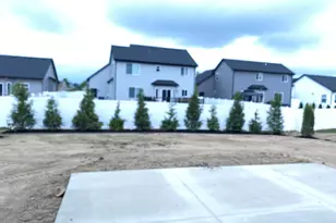 5041 Wilshire Dr, Dundee, MI 48131 - Photo 3