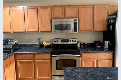 3202 Camden Drive, Troy, MI 48084 - Photo 3