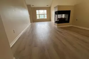3202 Camden Dr, Troy, MI 48084 - Photo 5