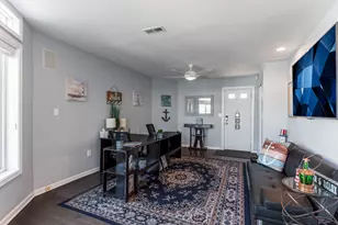 24 Harbor Isle Dr, New Buffalo, MI 49117 - Photo 5