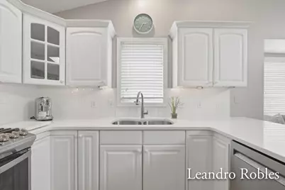 2027 Krislin Drive NE #27, Grand Rapids, MI 49505 - Photo 7
