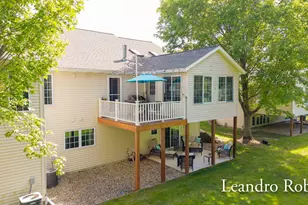 2027 Krislin Dr NE, Grand Rapids, MI 49505 - Photo 51