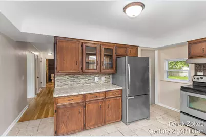 613 Shawmut Boulevard NW, Grand Rapids, MI 49504 - Photo 11