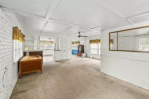 39391 Sandy Ridge Cir, Mattawan, MI 49071 - Photo 9