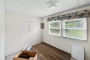 39391 Sandy Ridge Cir, Mattawan, MI 49071 - Photo 13