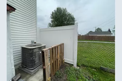 2954 Goodson Street, Hamtramck, MI 48212 - Photo 13