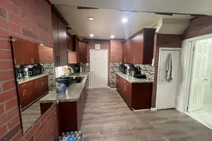 2954 Goodson St, Hamtramck, MI 48212 - Photo 29