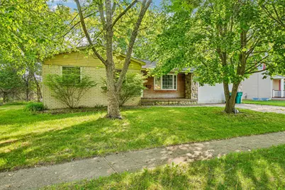 524 Winters Eave Drive, Flushing, MI 48433 - Photo 1