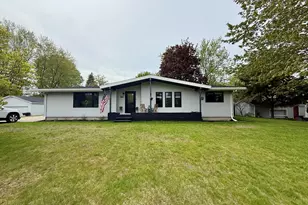 906 Mitchell St, Ludington, MI 49431 - Photo 59