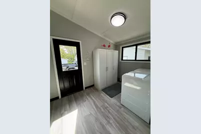 906 Mitchell Street, Ludington, MI 49431 - Photo 53