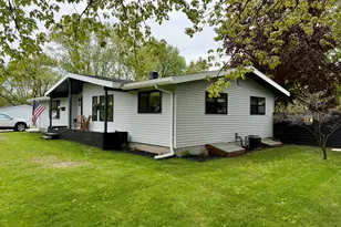 906 Mitchell St, Ludington, MI 49431 - Photo 55