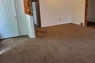 1577 Andrea St, Ypsilanti, MI 48198 - Photo 3