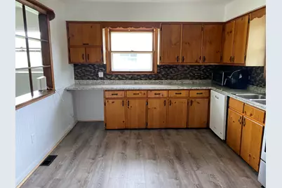 9350 Biddle Street, Romulus, MI 48174 - Photo 9