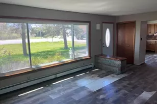 1056 E Parkdale Ave, Manistee, MI 49660 - Photo 15