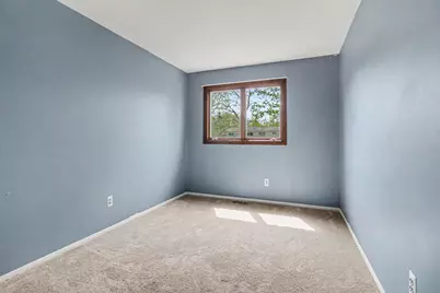 1935 Sheffield Drive, Ypsilanti, MI 48198 - Photo 17