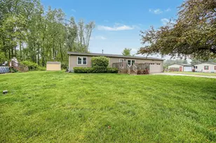 3130 Hill Dr, Adrian, MI 49221 - Photo 3