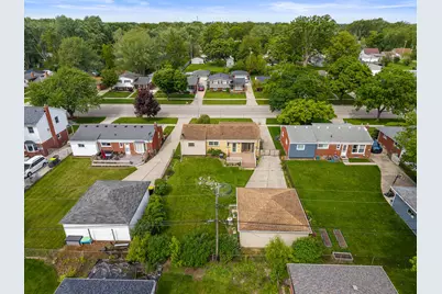 3233 Grange Road, Trenton, MI 48183 - Photo 33