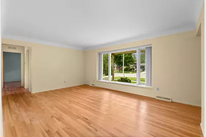 3233 Grange Road, Trenton, MI 48183 - Photo 7