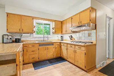 23904 Avenue C, Edwardsburg, MI 49112 - Photo 7