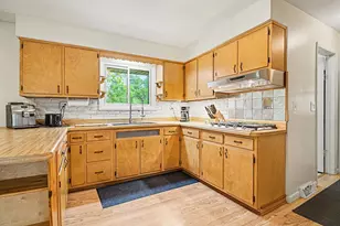23904 Ave C, Edwardsburg, MI 49112 - Photo 7