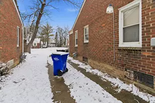 19421 Forrer St, Detroit, MI 48235 - Photo 3