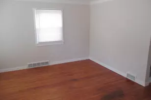 1425 Moran Ave, Lincoln Park, MI 48146 - Photo 9