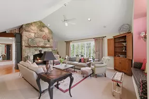 3372 Timberwood Ln, Ann Arbor, MI 48103 - Photo 7