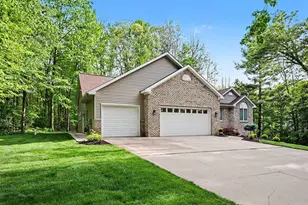 5224 Bonasa Dr NE, Rockford, MI 49341 - Photo 3
