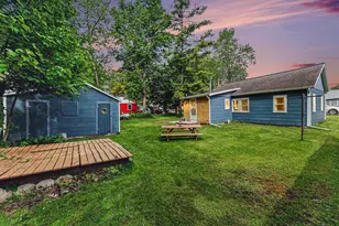 588 Pleasant Dr, Gregory, MI 48137 - Photo 17