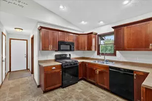 1245 138th Ave, Wayland, MI 49348 - Photo 15