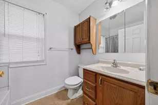 220 Farmdale St, Ferndale, MI 48220 - Photo 9