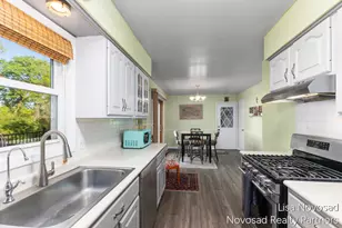 225 Alewa Dr NW, Grand Rapids, MI 49504 - Photo 9