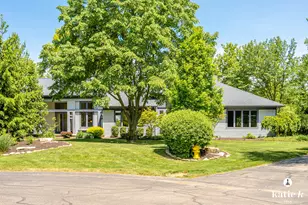 1055 Bradford Hollow Ln NE, Grand Rapids, MI 49525 - Photo 3