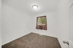 3651 St Luke Dr, Jackson, MI 49201 - Photo 11