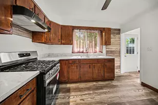 3651 St Luke Dr, Jackson, MI 49201 - Photo 9