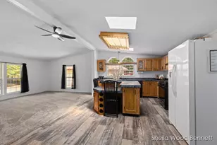 7838 E 80th St, Howard City, MI 49329 - Photo 11