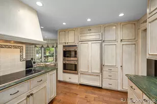 2033 Coronado Dr SE, Grand Rapids, MI 49506 - Photo 19