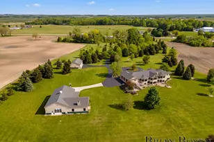 1740 7 Mile Rd NW, Comstock Park, MI 49321 - Photo 3