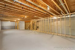 3215 Harrison St, Hudsonville, MI 49426 - Photo 33