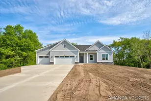 3215 Harrison St, Hudsonville, MI 49426 - Photo 1