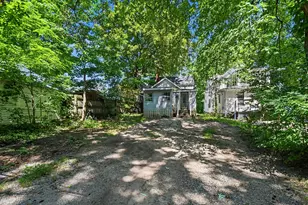 1120 Michigan Ave, Saint Joseph, MI 49085 - Photo 21